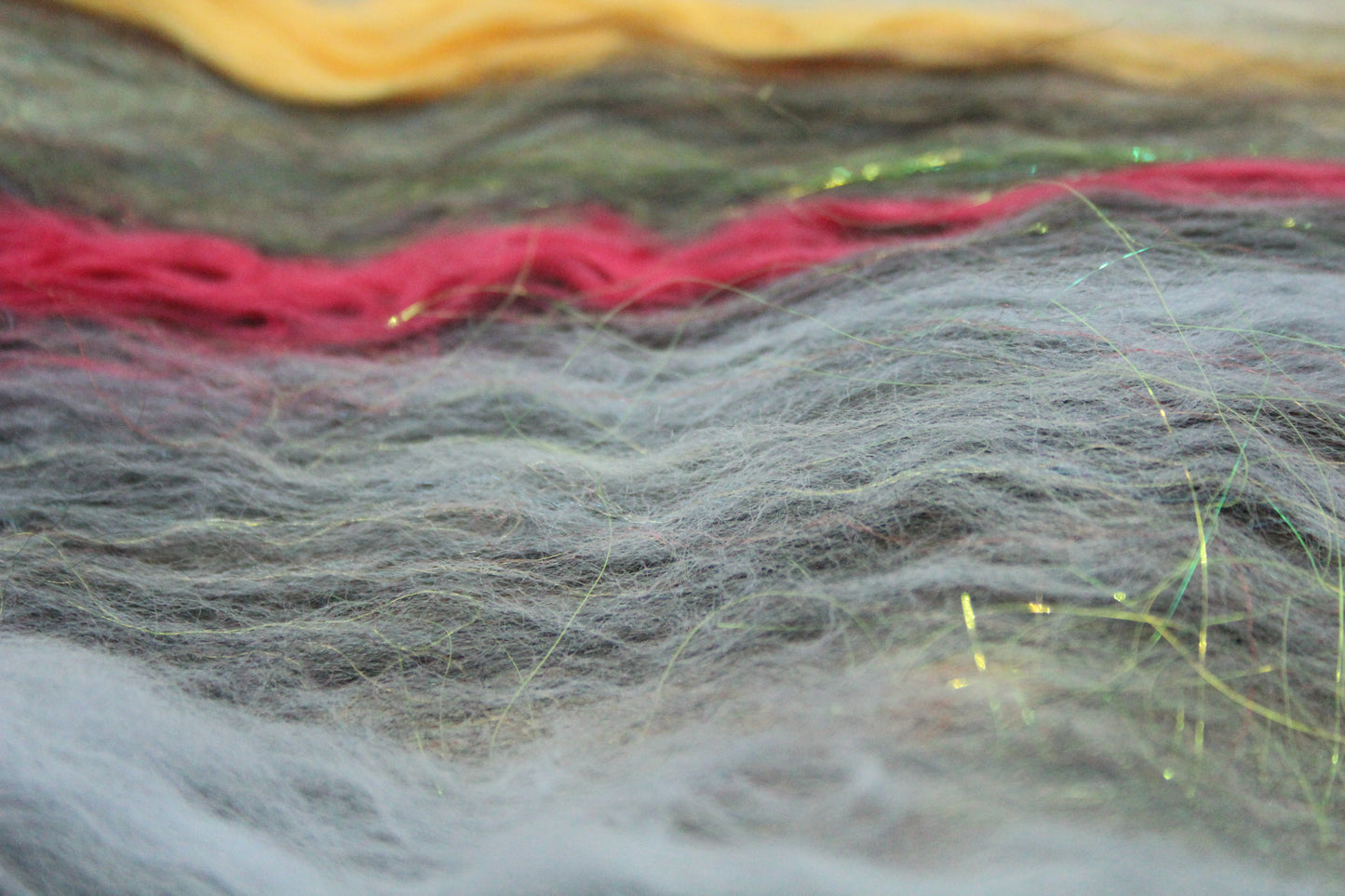 Merino Art Batt - White Grey Black - 84 grams 2.9 oz - Wool for felting, spinning and weaving