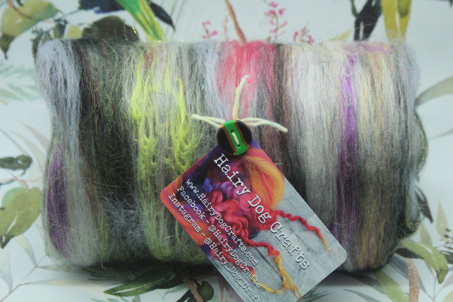 Merino Art Batt - White Grey Black - 84 grams 2.9 oz - Wool for felting, spinning and weaving