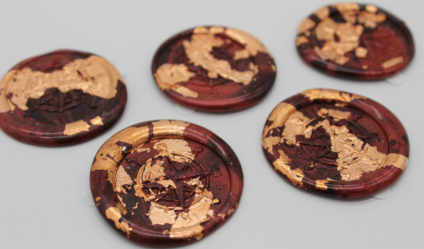 5 x Compass Design - Self Adhesive Seals