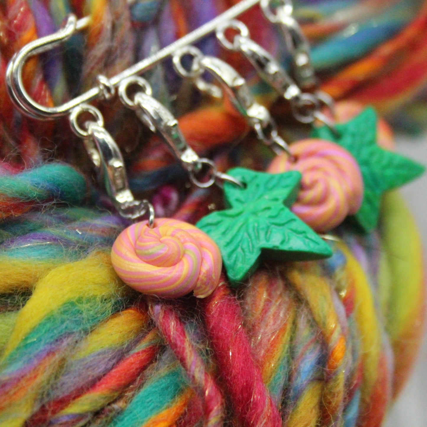 Stitch Keepers - Set of 5 - Leaves and swirls
