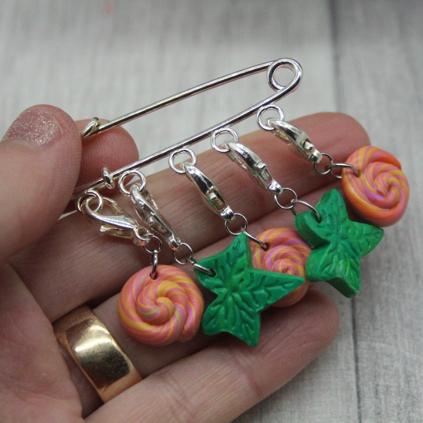 Stitch Keepers - Set of 5 - Leaves and swirls