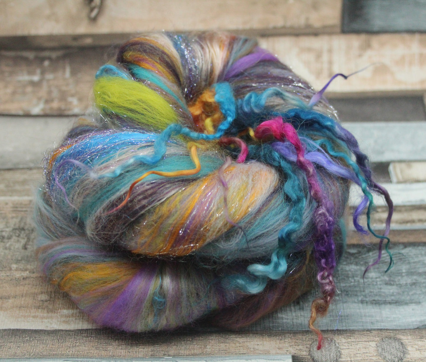 Merino Art Batt  - Green Purple Brown  -  56 grams 1.9 oz - 3 grams of locks - Wool for felting, spinning and weaving