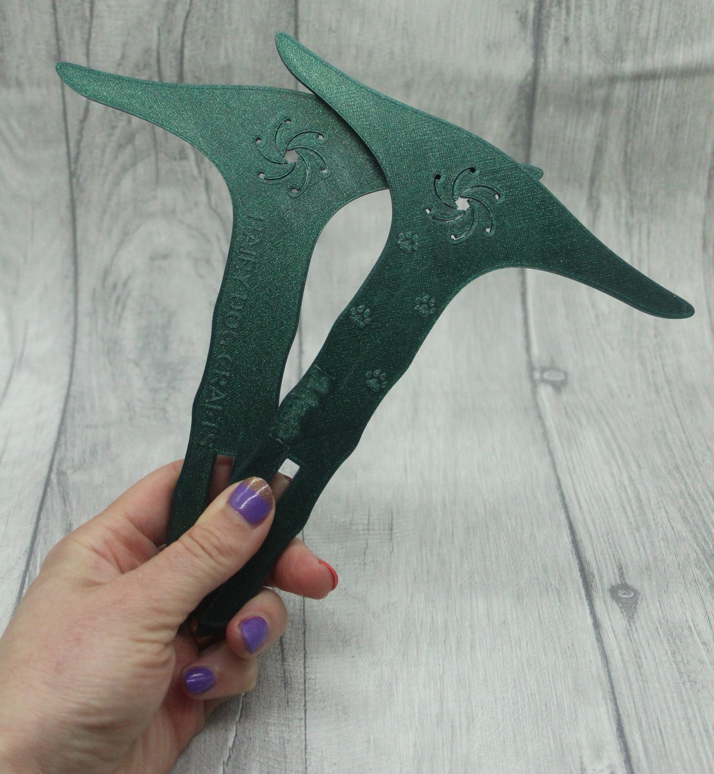 Green Glitter (Imperfect) - Yard Niddy Noddy With WPI Gauge - Flat Pack
