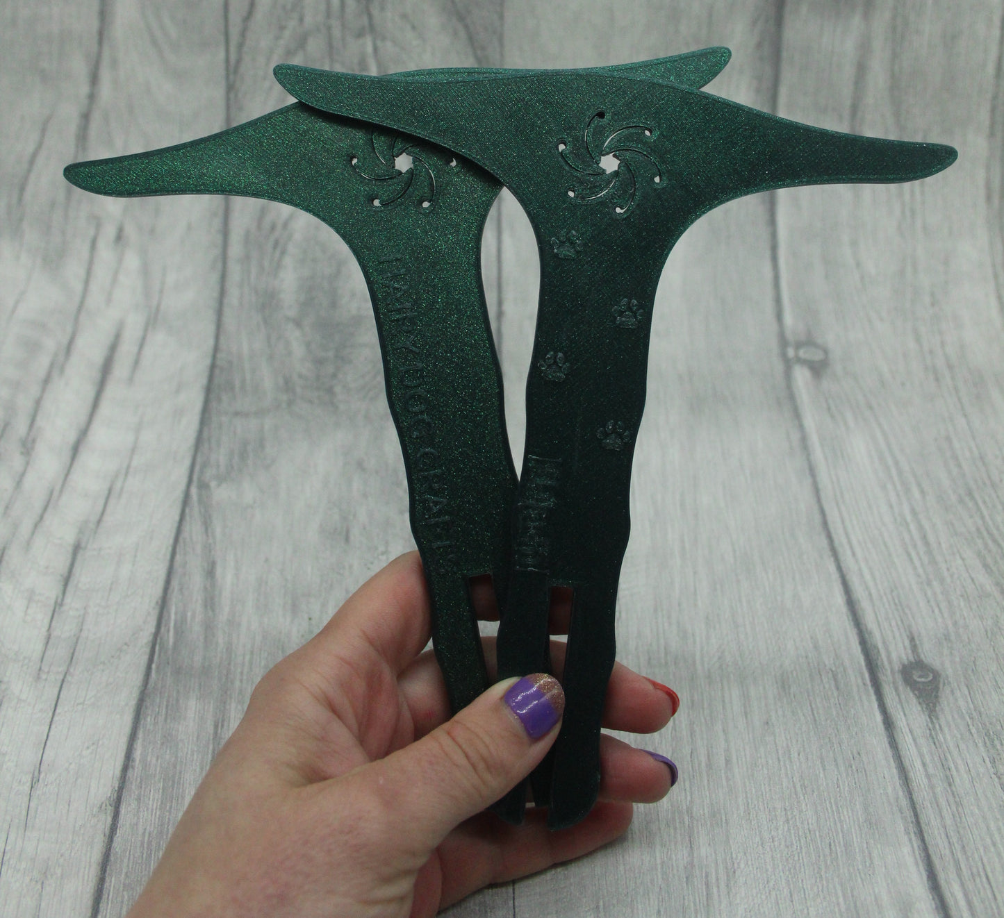 Green Glitter (Imperfect) - Yard Niddy Noddy With WPI Gauge - Flat Pack