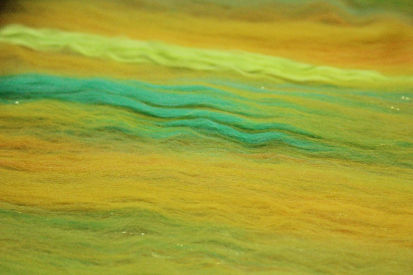 Merino Art Batt  - Yellow Green - 122 grams 4.3 oz - Wool for felting, spinning and weaving