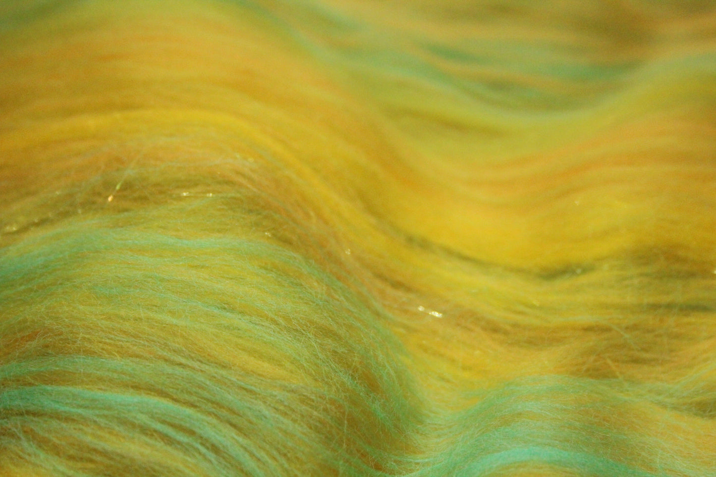 Merino Art Batt  - Yellow Green - 122 grams 4.3 oz - Wool for felting, spinning and weaving