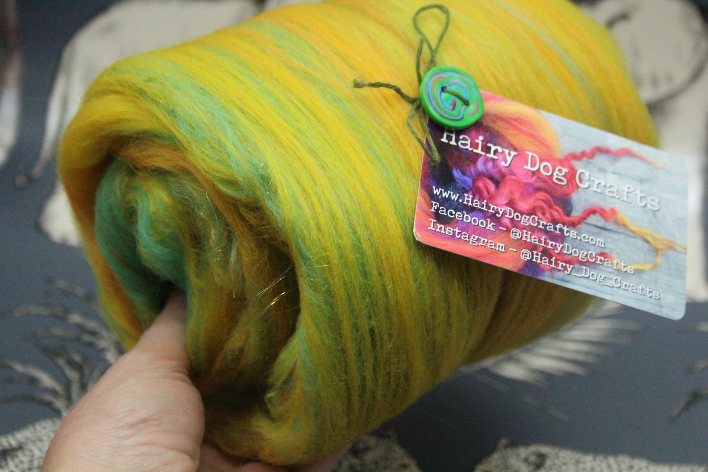 Merino Art Batt  - Yellow Green - 122 grams 4.3 oz - Wool for felting, spinning and weaving