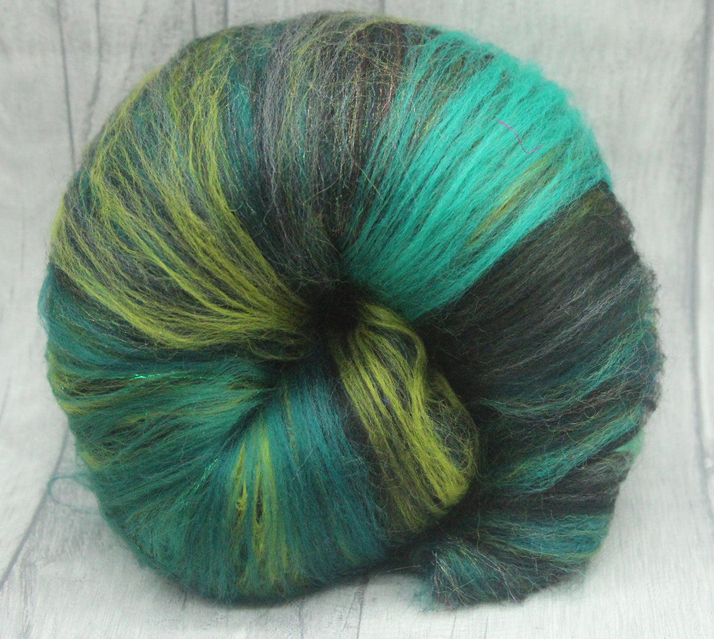Merino Art Batt  - Green Black - 65 grams 2.2 oz - Wool for felting, spinning and weaving