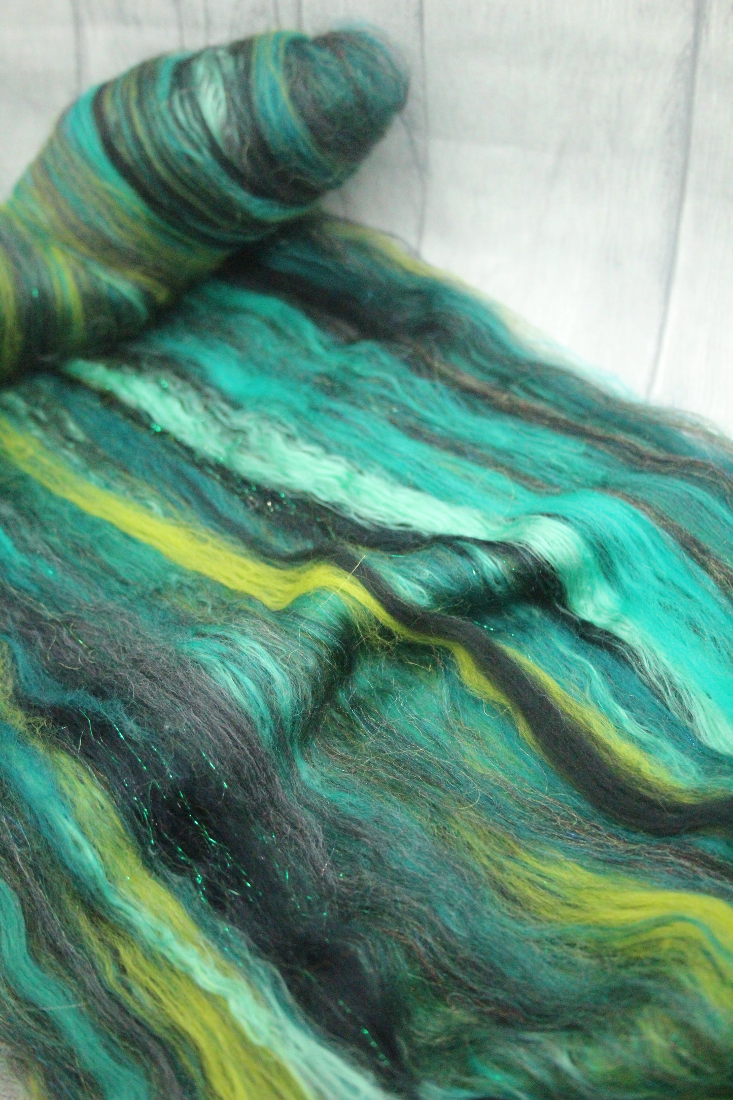 Merino Art Batt  - Green Black - 65 grams 2.2 oz - Wool for felting, spinning and weaving