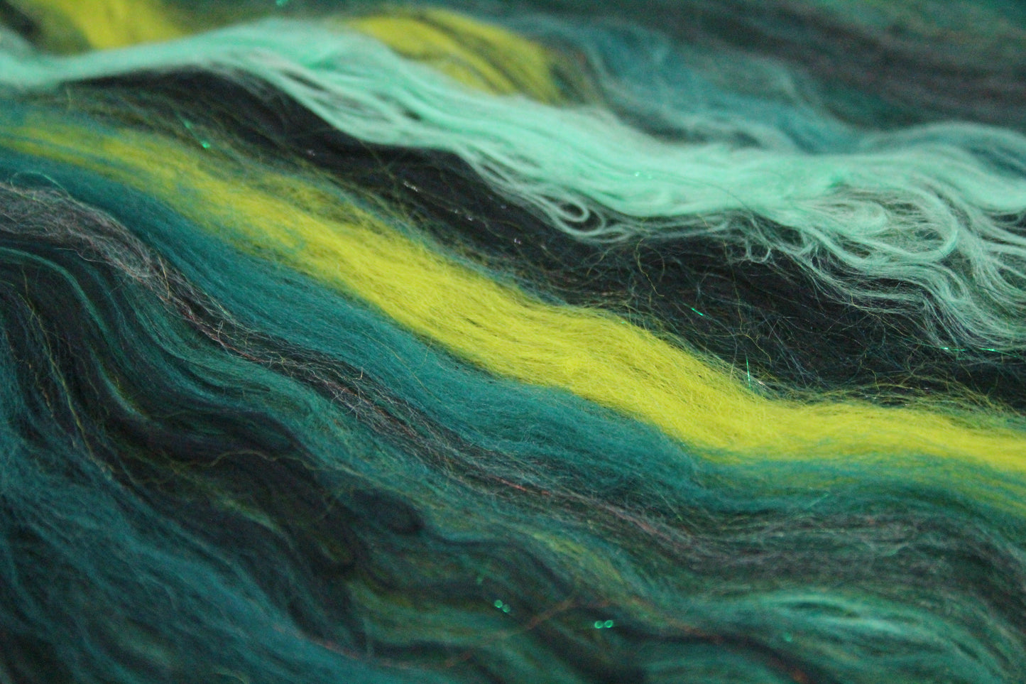 Merino Art Batt  - Green Black - 65 grams 2.2 oz - Wool for felting, spinning and weaving