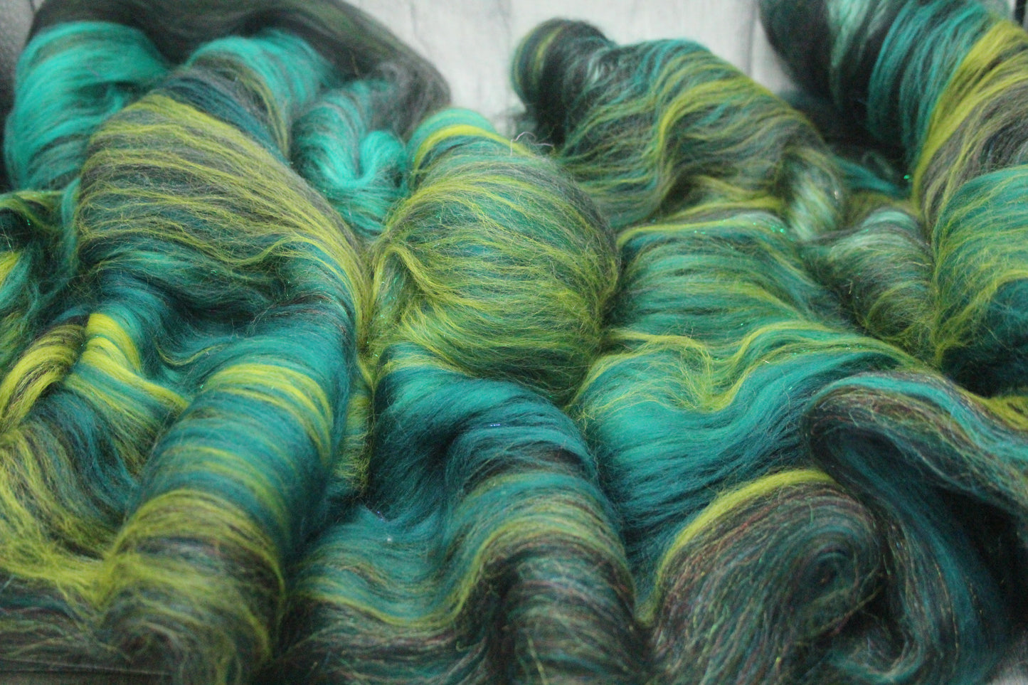 Merino Art Batt  - Green Black - 65 grams 2.2 oz - Wool for felting, spinning and weaving