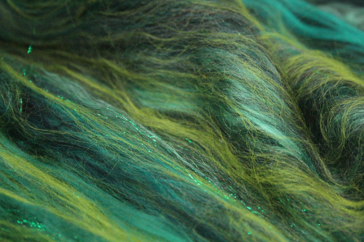 Merino Art Batt  - Green Black - 65 grams 2.2 oz - Wool for felting, spinning and weaving
