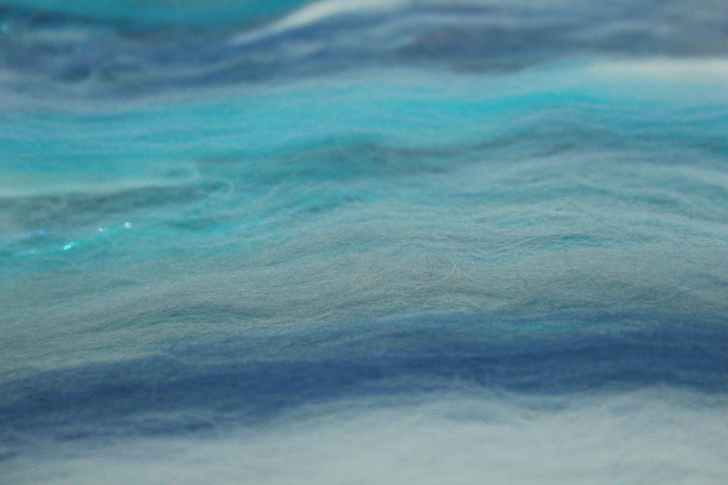 Merino Art Batt  - White Blue - 66 grams 2.3 oz - Wool for felting, spinning and weaving