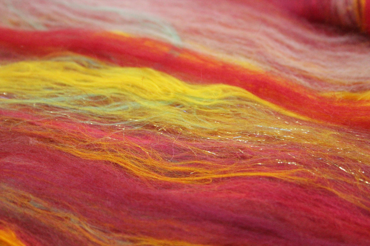 Merino Art Batt  - Red - 35 grams 1.2 oz - Wool for felting, spinning and weaving