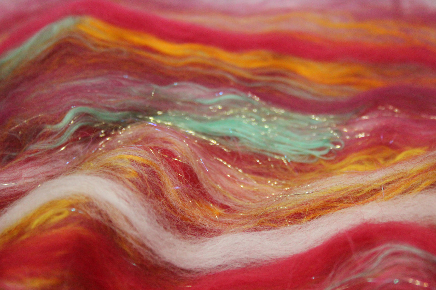 Merino Art Batt  - Red - 35 grams 1.2 oz - Wool for felting, spinning and weaving