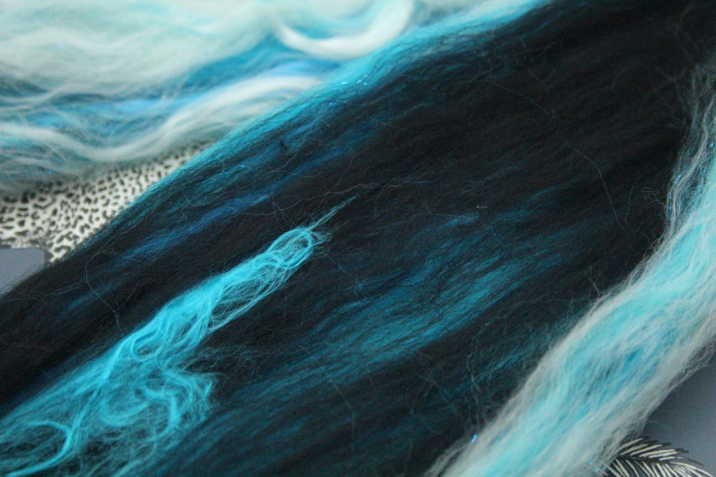 Merino Wool Blend - Black Turquoise White - 17 grams / 0.5 oz  - Fibre for felting, weaving or spinning