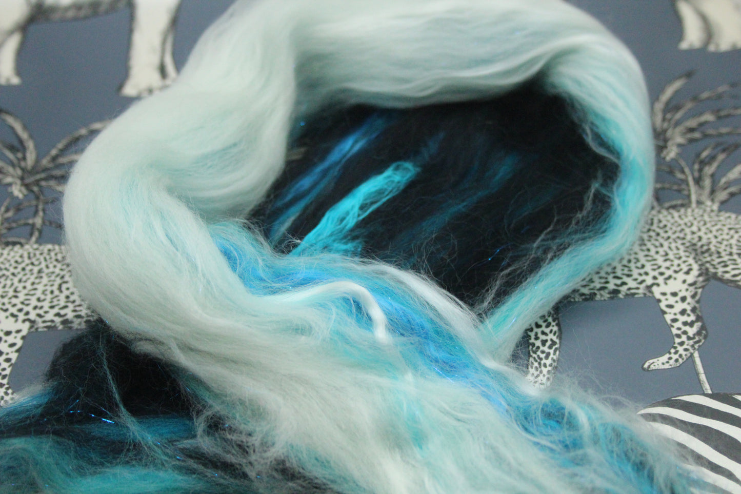 Merino Wool Blend - Black Turquoise White - 17 grams / 0.5 oz  - Fibre for felting, weaving or spinning