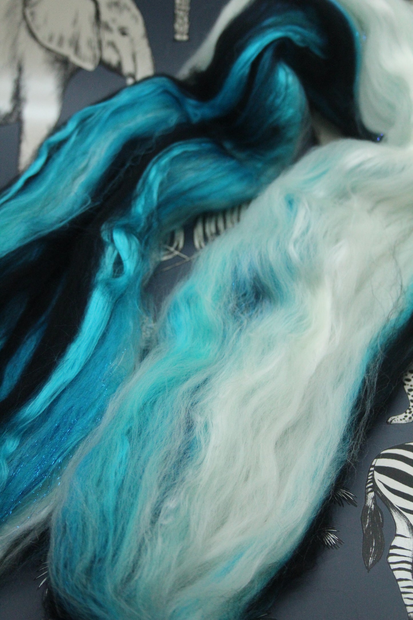 Merino Wool Blend - Black Turquoise White - 40 grams / 1.4 oz  - Fibre for felting, weaving or spinning