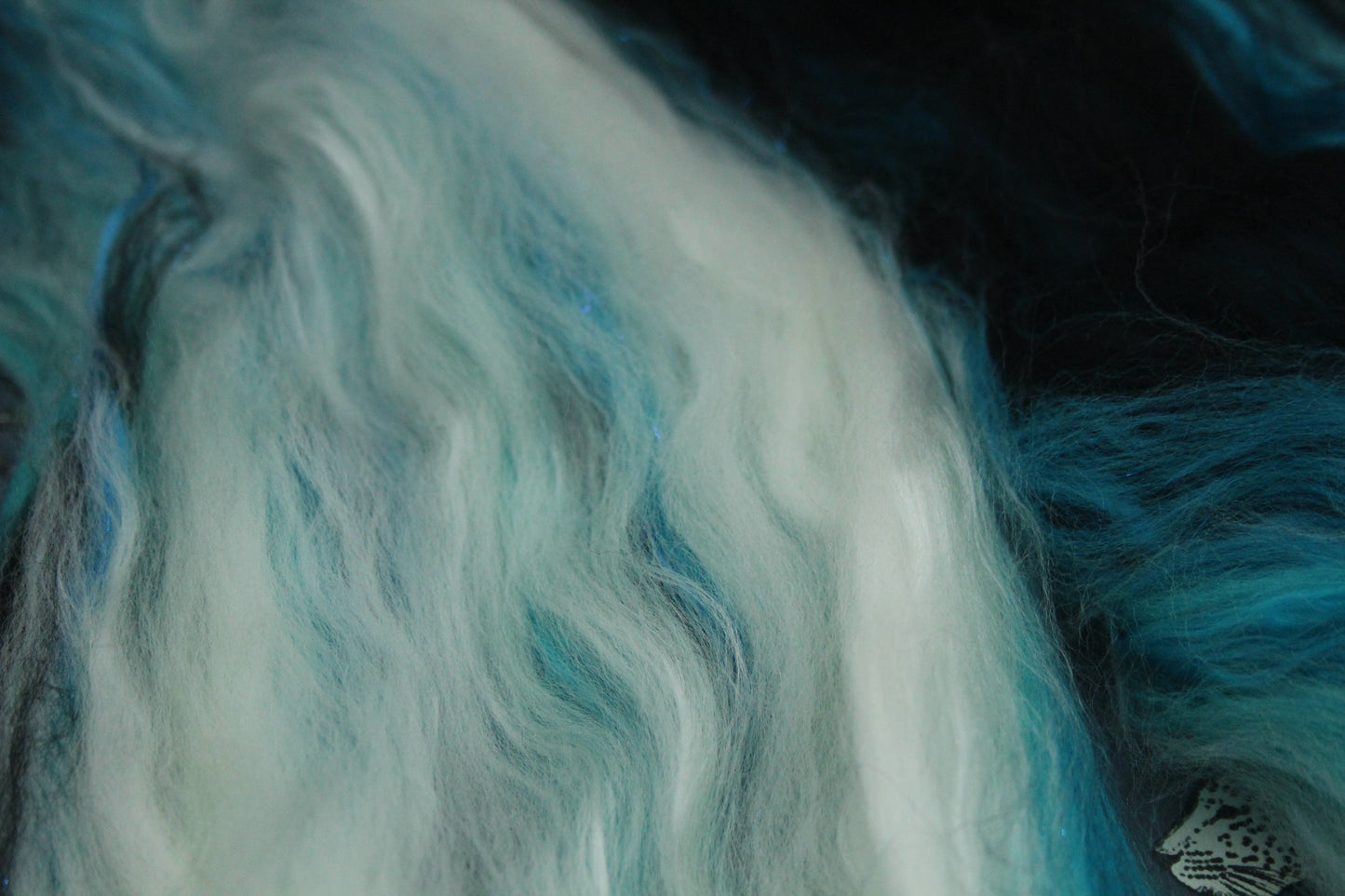 Merino Wool Blend - Black Turquoise White - 40 grams / 1.4 oz  - Fibre for felting, weaving or spinning