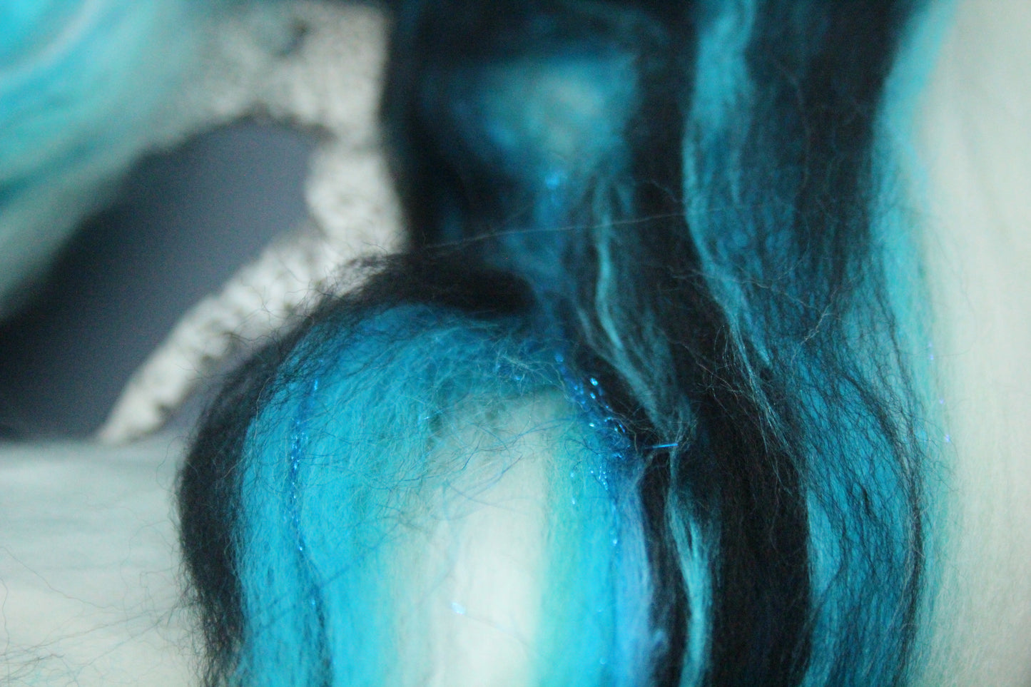 Merino Wool Blend - Black Turquoise White - 40 grams / 1.4 oz  - Fibre for felting, weaving or spinning