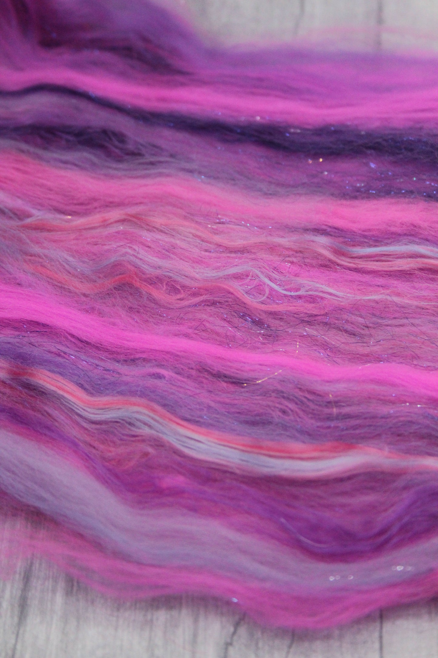 Merino Art Batt  - Purple Pink - 32 grams 1.1 oz - Wool for felting, spinning and weaving
