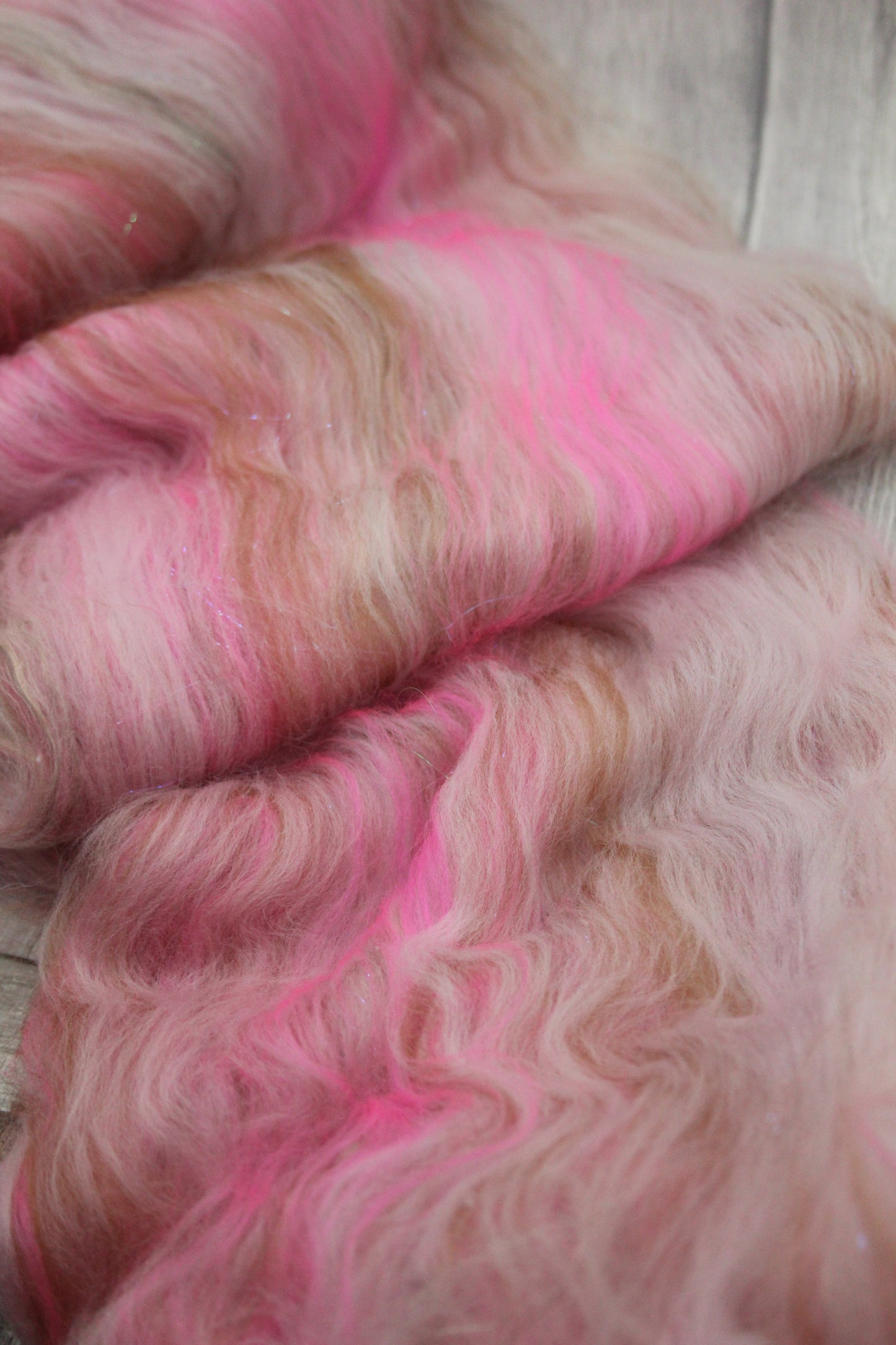Merino Art Batt  - Brown White Pink - 42 grams 1.4 oz - Wool for felting, spinning and weaving