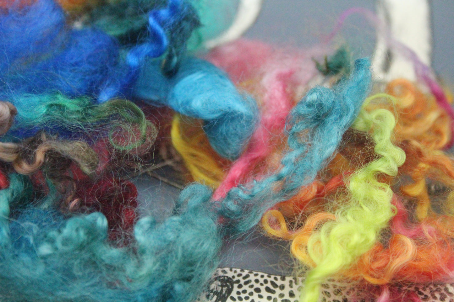 10 Grams Masham Wool Imperfect Locks