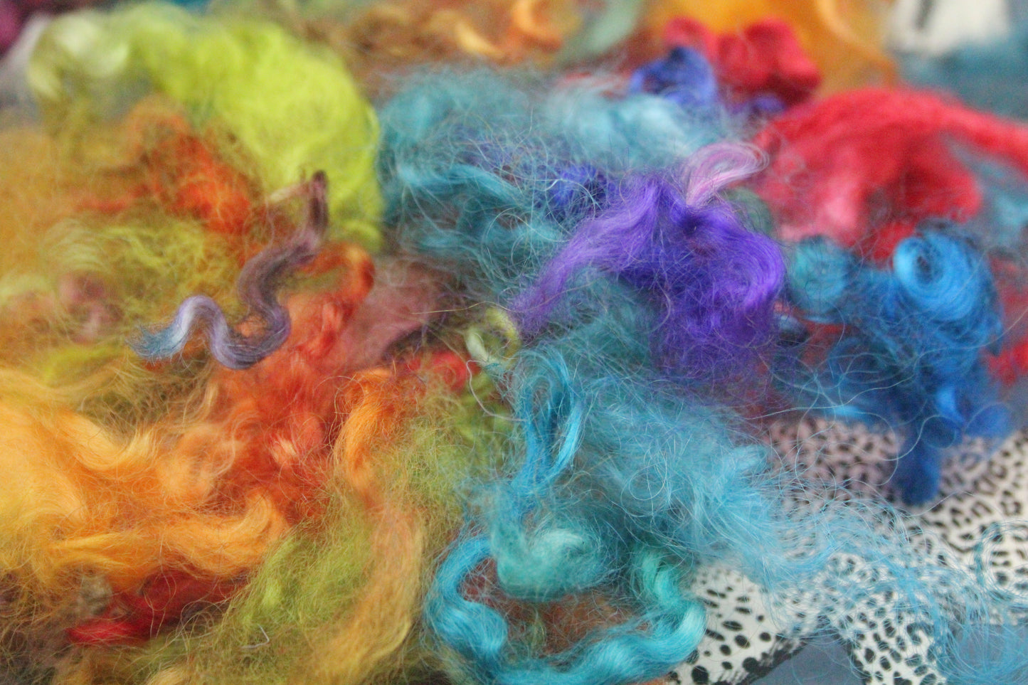 12 Grams Masham Wool Imperfect Locks