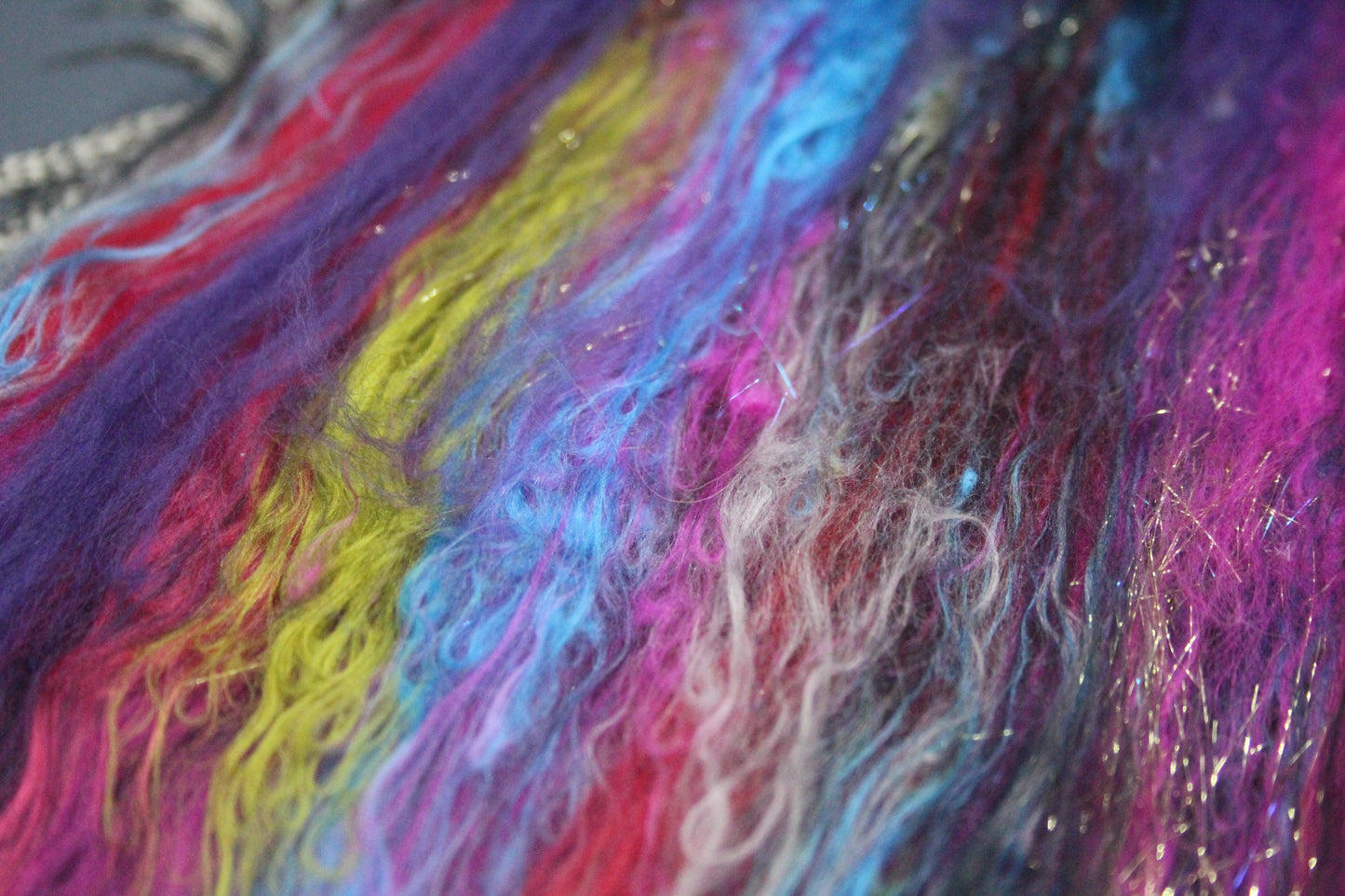 Supersoft Merino Art Batt  - Black Purple Red Pink - 40 grams 1.4 oz - Wool for felting, spinning and weaving