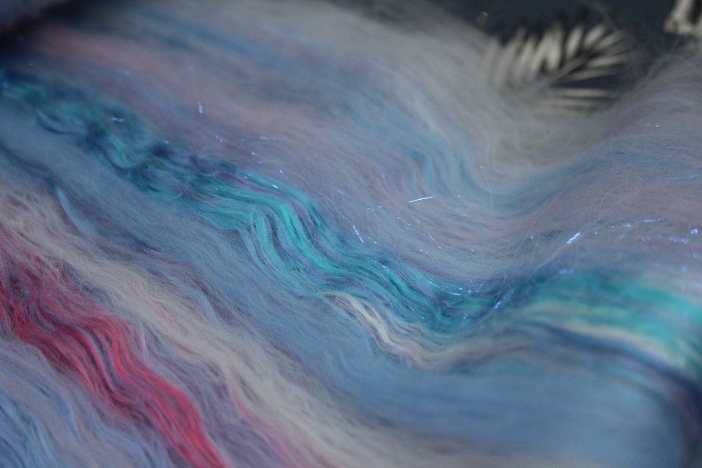 Supersoft Merino Art Batt  - White Blue Purple Pink - 51 grams 1.7 oz - Wool for felting, spinning and weaving