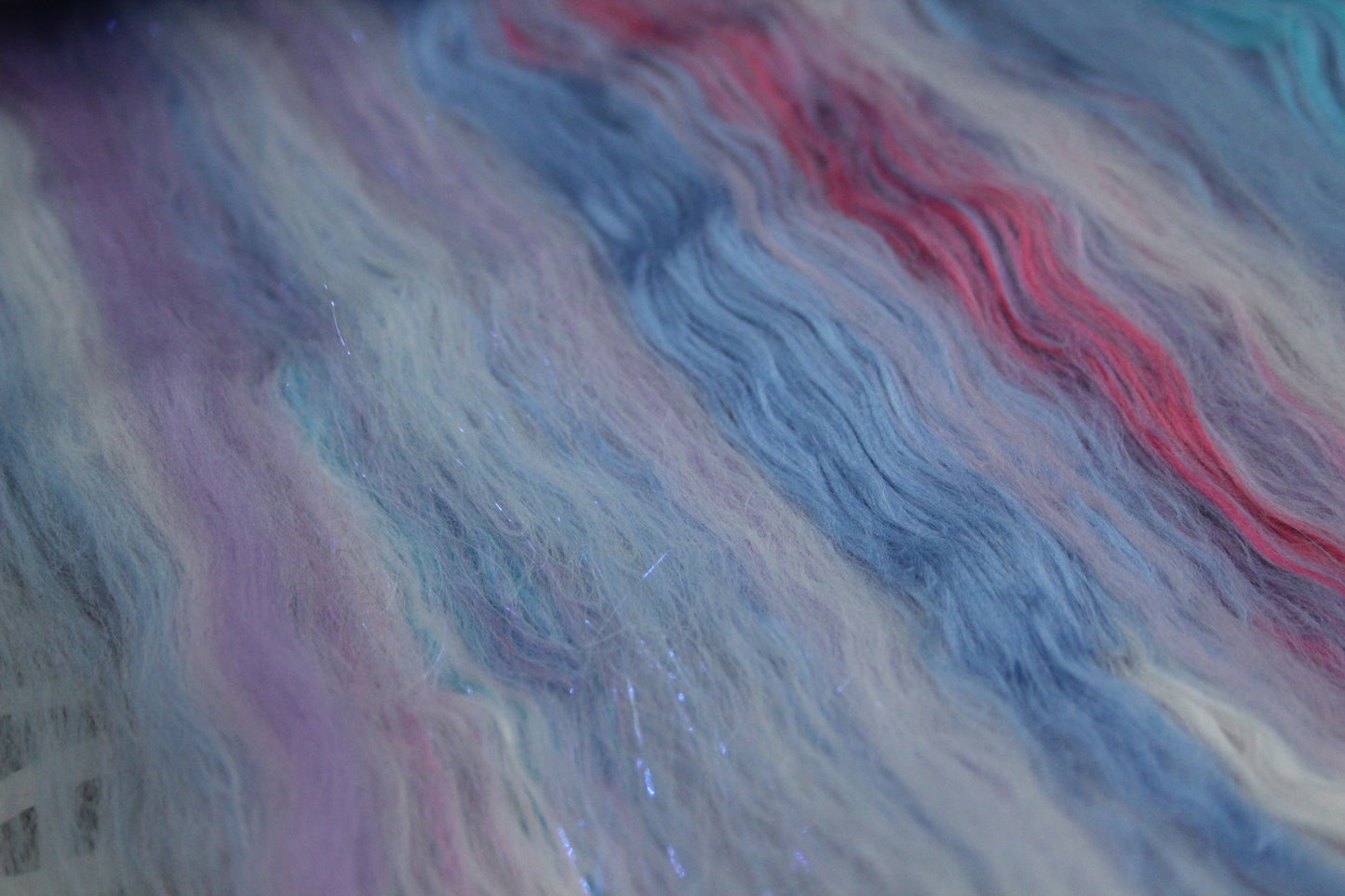 Supersoft Merino Art Batt  - White Blue Purple Pink - 51 grams 1.7 oz - Wool for felting, spinning and weaving