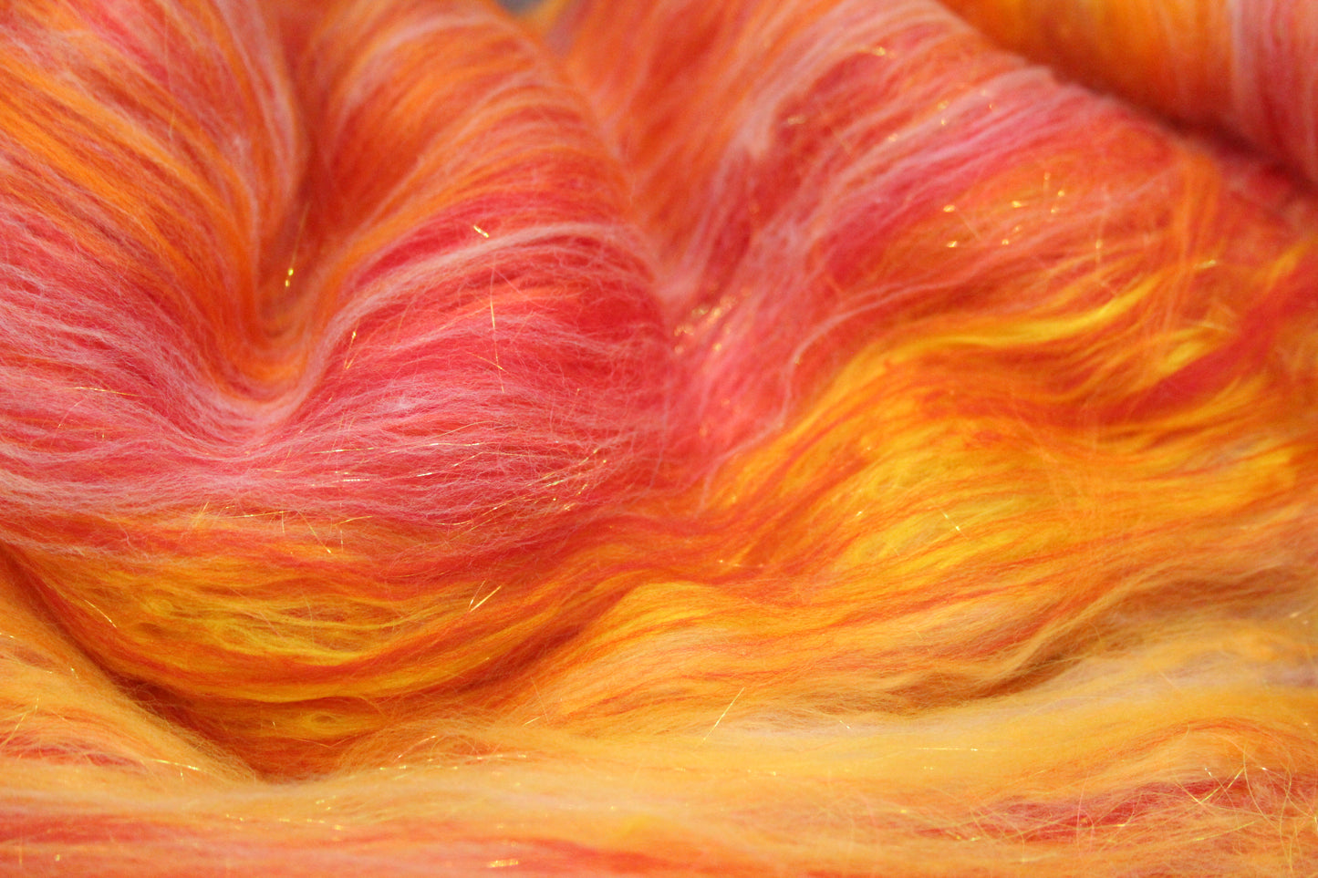 Supersoft Merino Art Batt  - Red Yellow White Orange - 44 grams 1.5 oz - Wool for felting, spinning and weaving