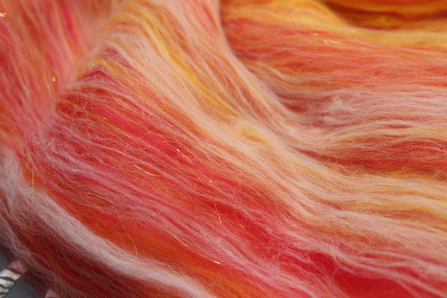 Supersoft Merino Art Batt  - Red Yellow White Orange - 44 grams 1.5 oz - Wool for felting, spinning and weaving