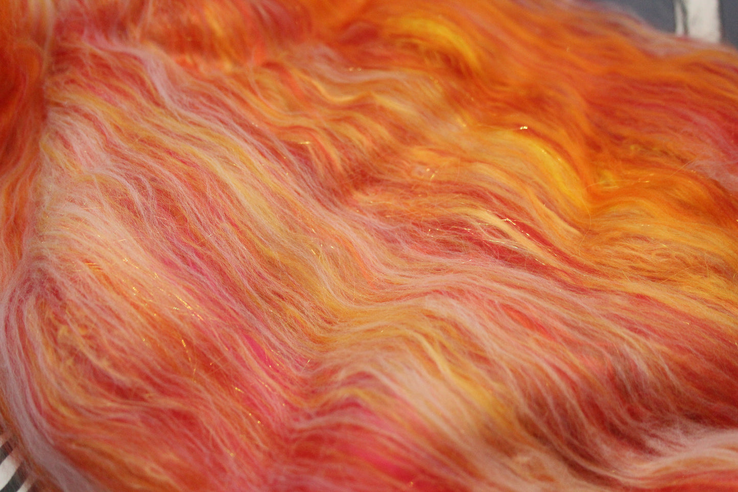 Supersoft Merino Art Batt  - Red Yellow White Orange - 44 grams 1.5 oz - Wool for felting, spinning and weaving