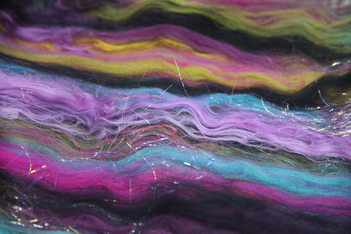 Supersoft Merino Art Batt  - Black Pink Purple Blue - 36 grams 1.2 oz - Wool for felting, spinning and weaving