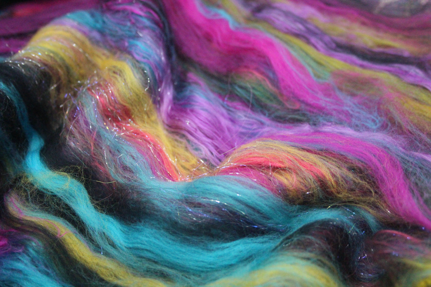 Supersoft Merino Art Batt  - Black Pink Purple Blue - 36 grams 1.2 oz - Wool for felting, spinning and weaving