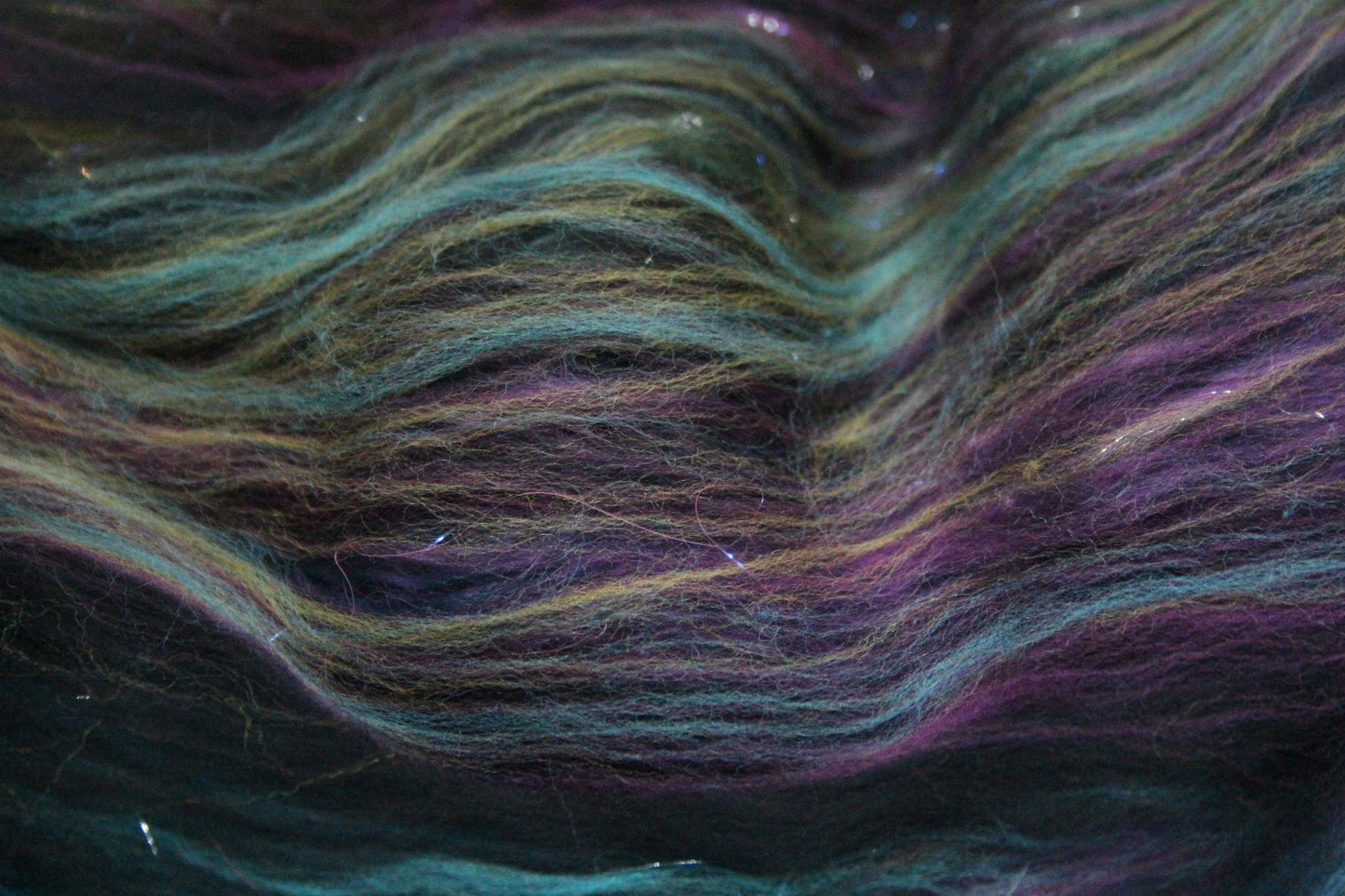Supersoft Merino Art Batt  - Black Pink Purple Blue - 36 grams 1.2 oz - Wool for felting, spinning and weaving