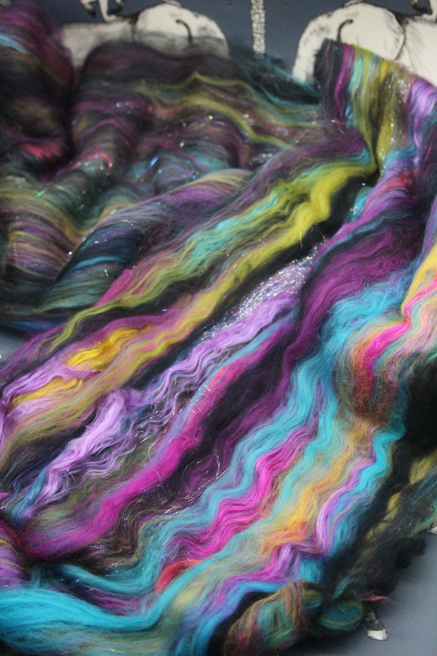 Supersoft Merino Art Batt  - Black Pink Purple Blue - 36 grams 1.2 oz - Wool for felting, spinning and weaving