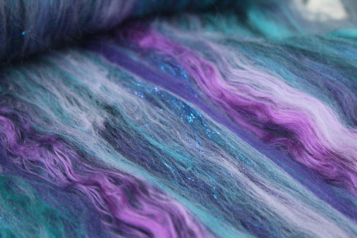 Supersoft Merino Art Batt - Blue Purple Black - 30 grams 1 oz - Wool for felting, spinning and weaving