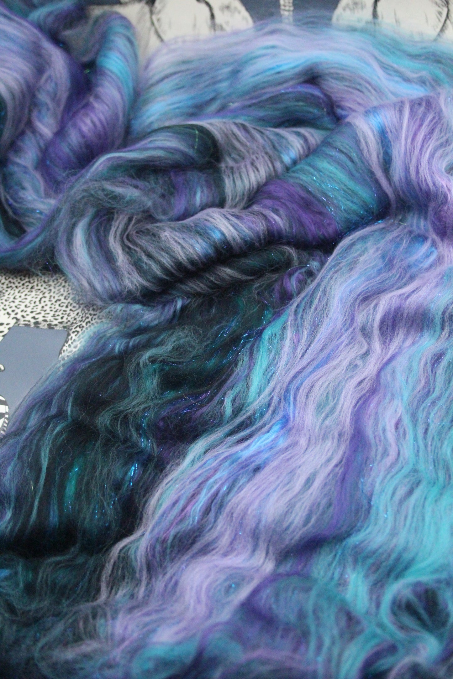 Supersoft Merino Art Batt - Blue Purple Black - 30 grams 1 oz - Wool for felting, spinning and weaving
