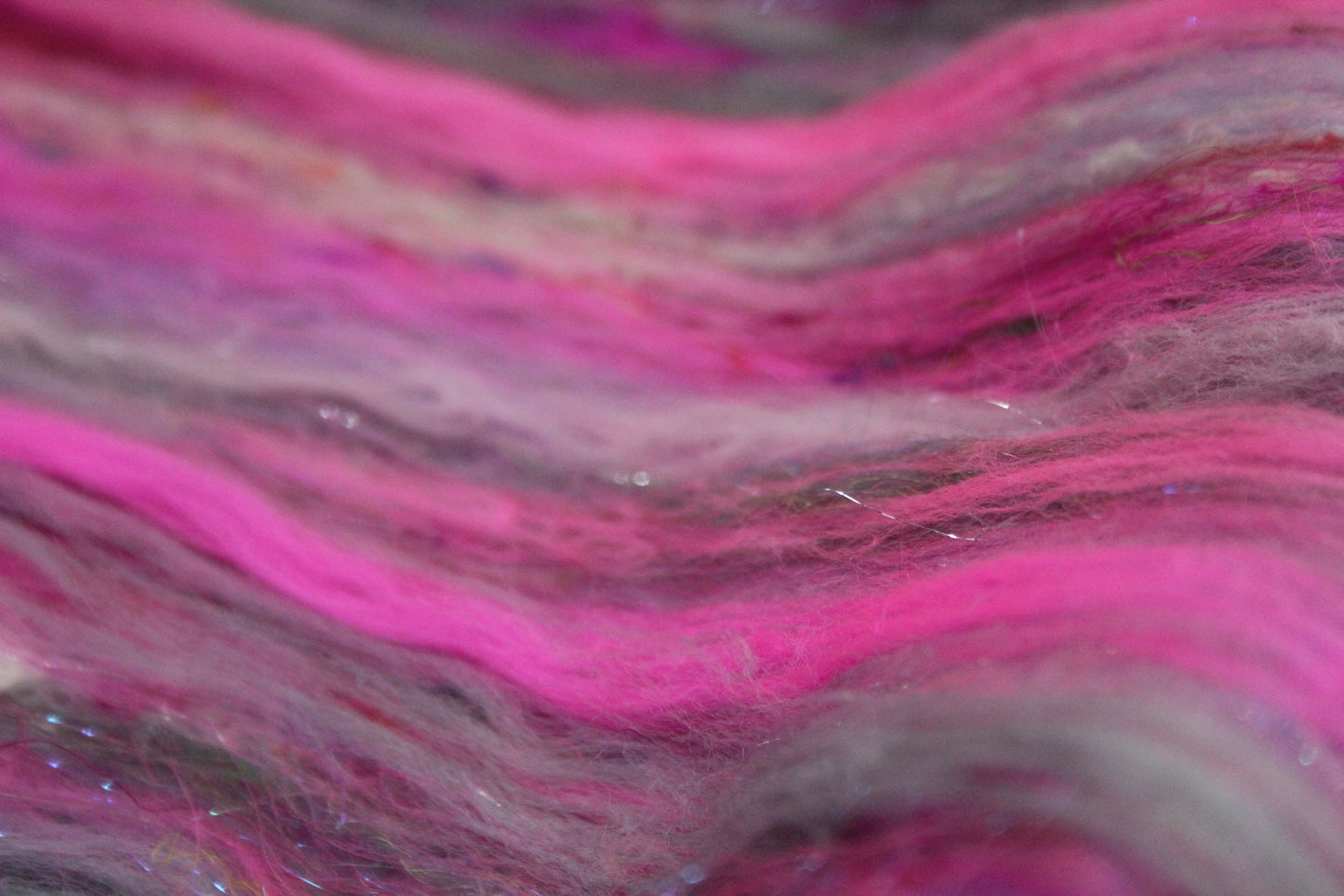Merino Art Batt  - Grey Pink - 52 grams 1.8 oz - Wool for felting, spinning and weaving