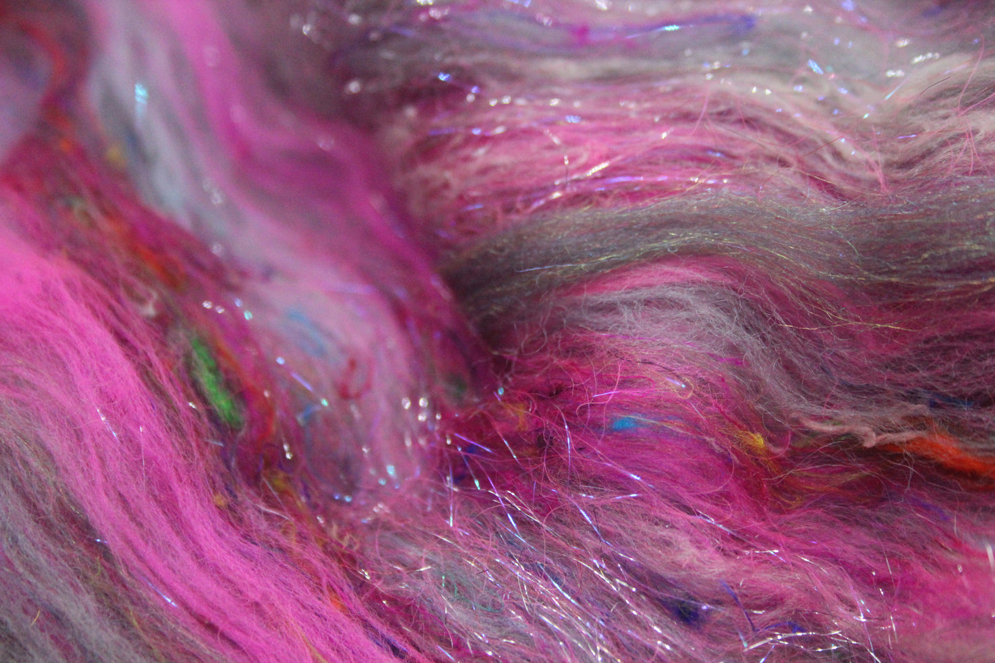 Merino Art Batt  - Grey Pink - 52 grams 1.8 oz - Wool for felting, spinning and weaving