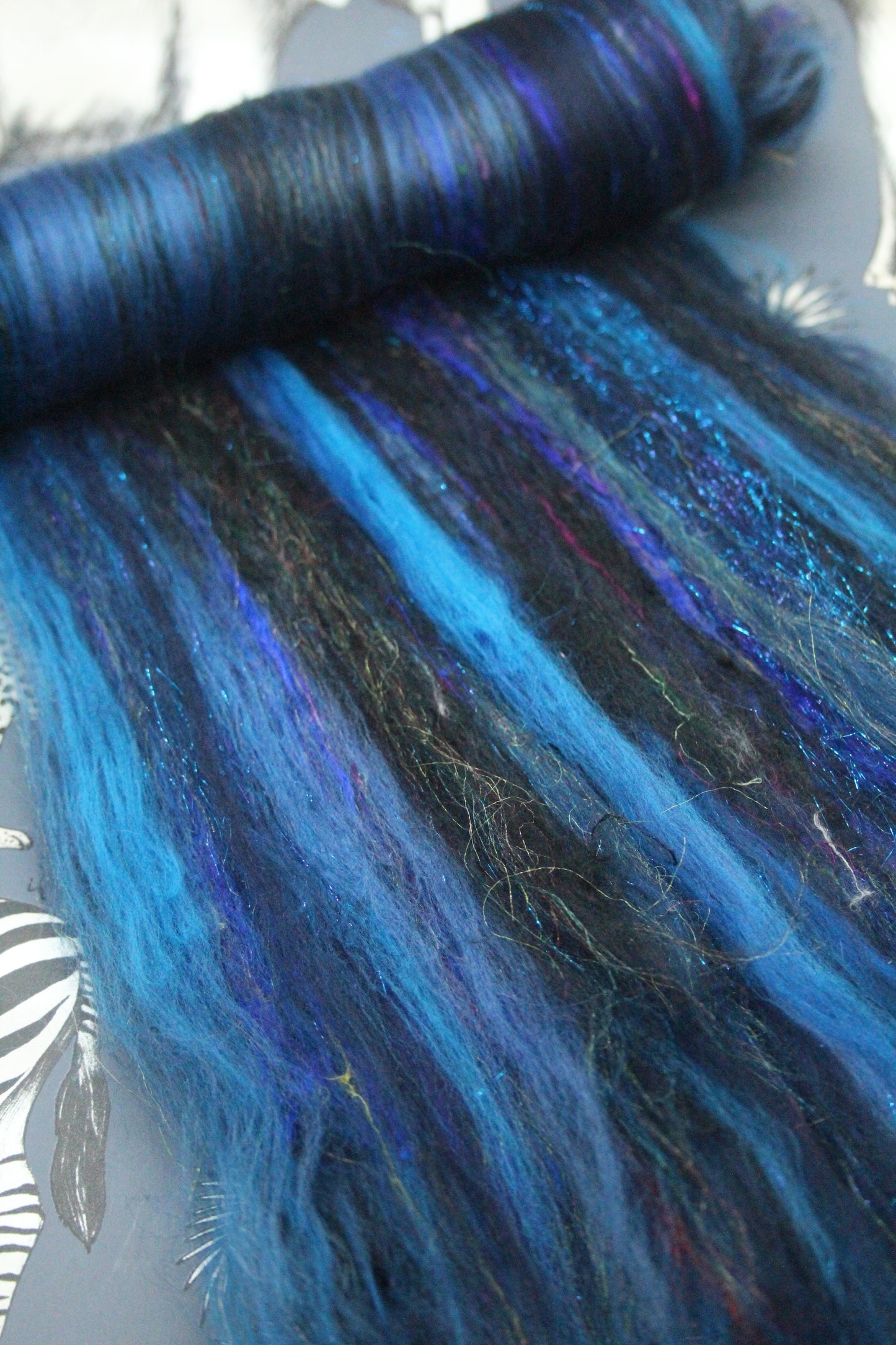 Merino Art Batt  - Blue Black  - 49 grams 1.7 oz - Wool for felting, spinning and weaving