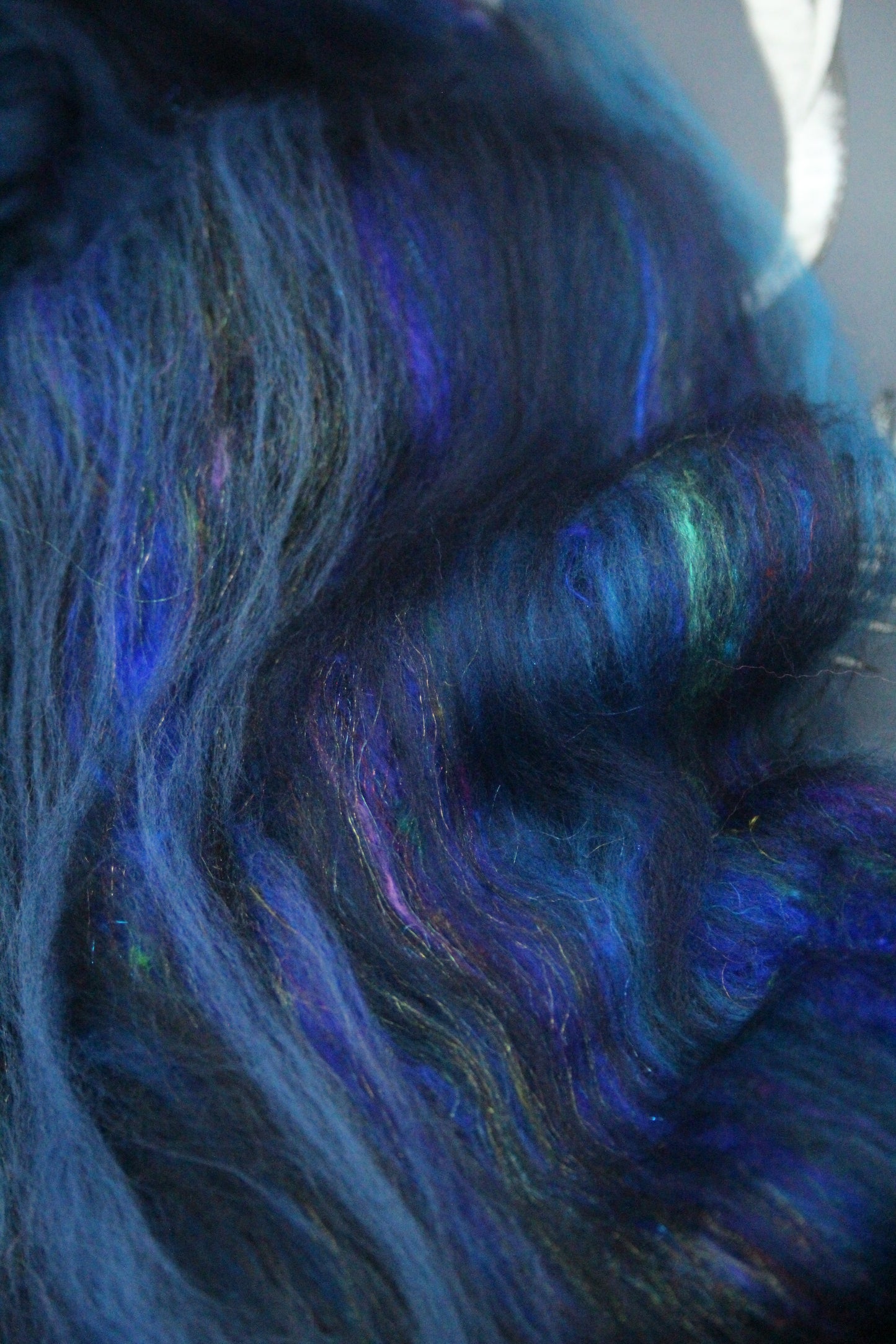 Merino Art Batt  - Blue Black  - 49 grams 1.7 oz - Wool for felting, spinning and weaving