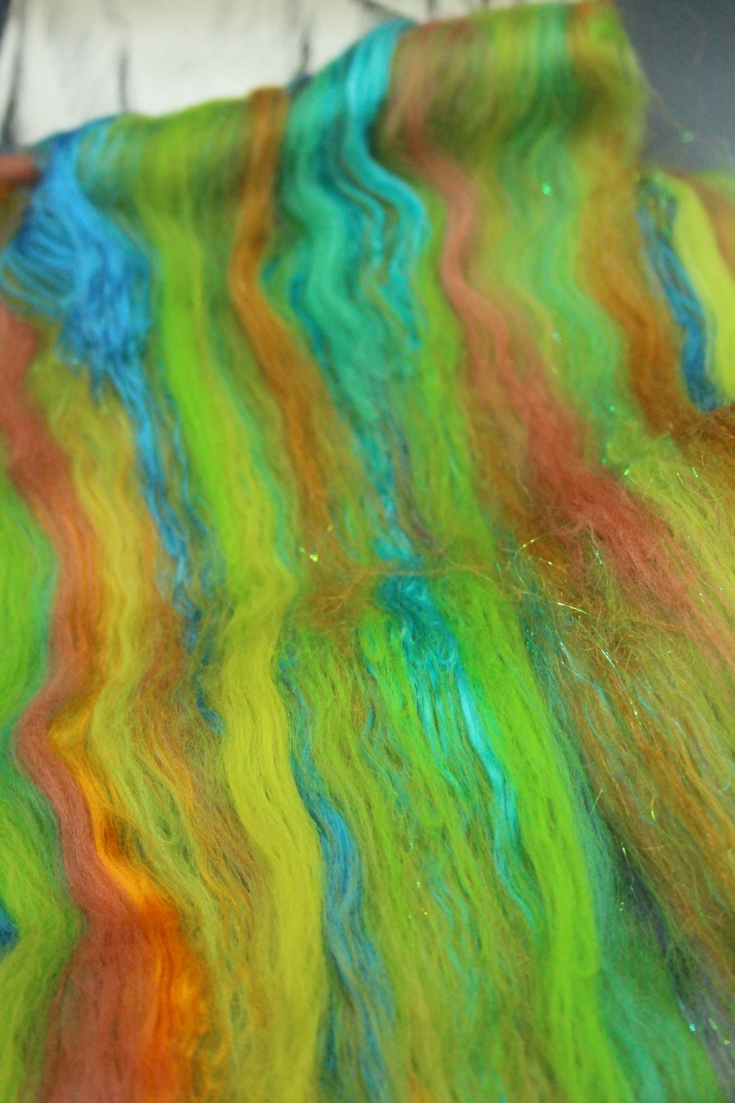 Merino Art Batt  - Green  - 62 grams 2.1 oz - Wool for felting, spinning and weaving