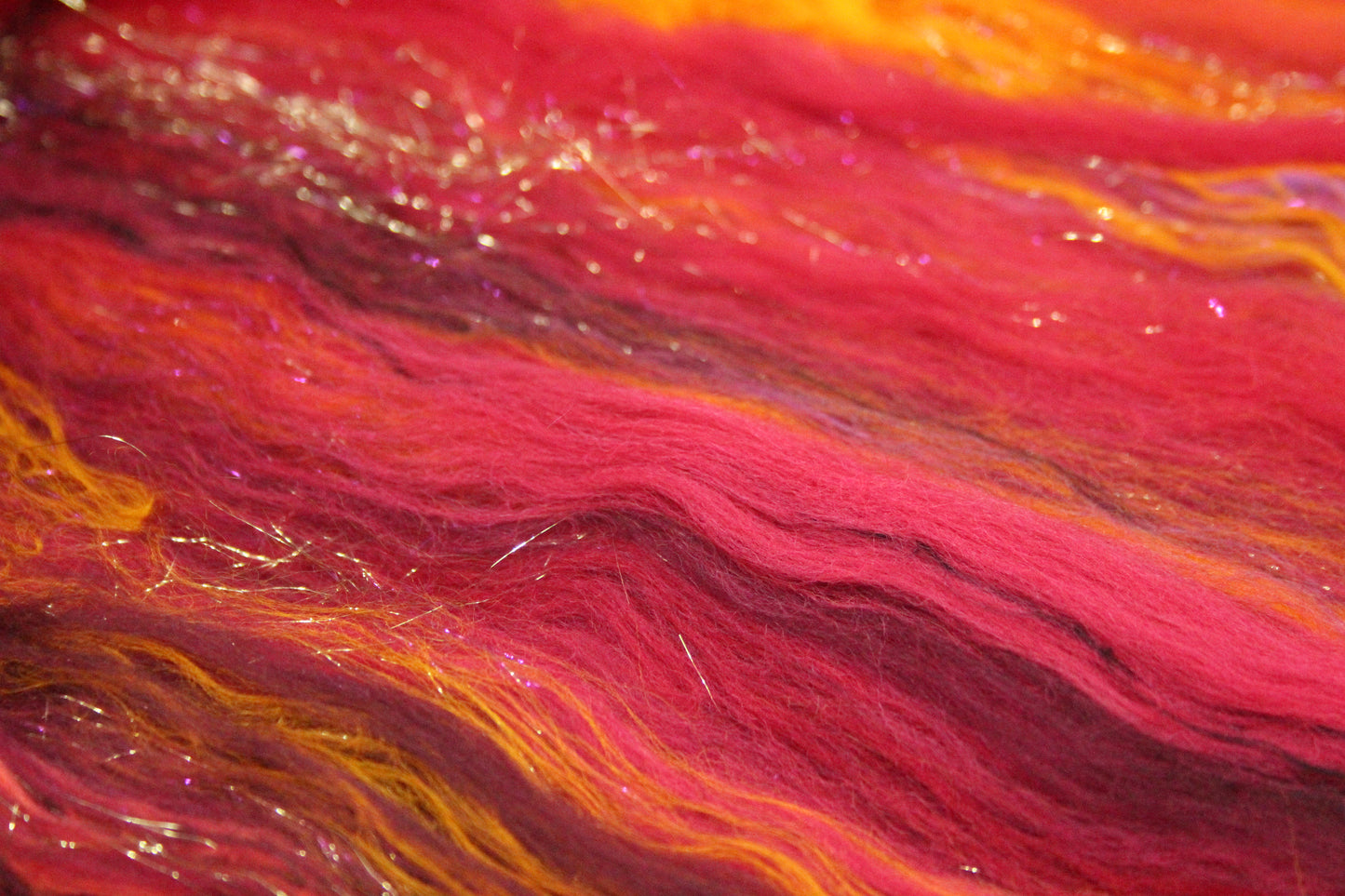 Merino Art Batt  - Orange Red Damson - Gradient - 60 grams 2.1 oz - Wool for felting, spinning and weaving