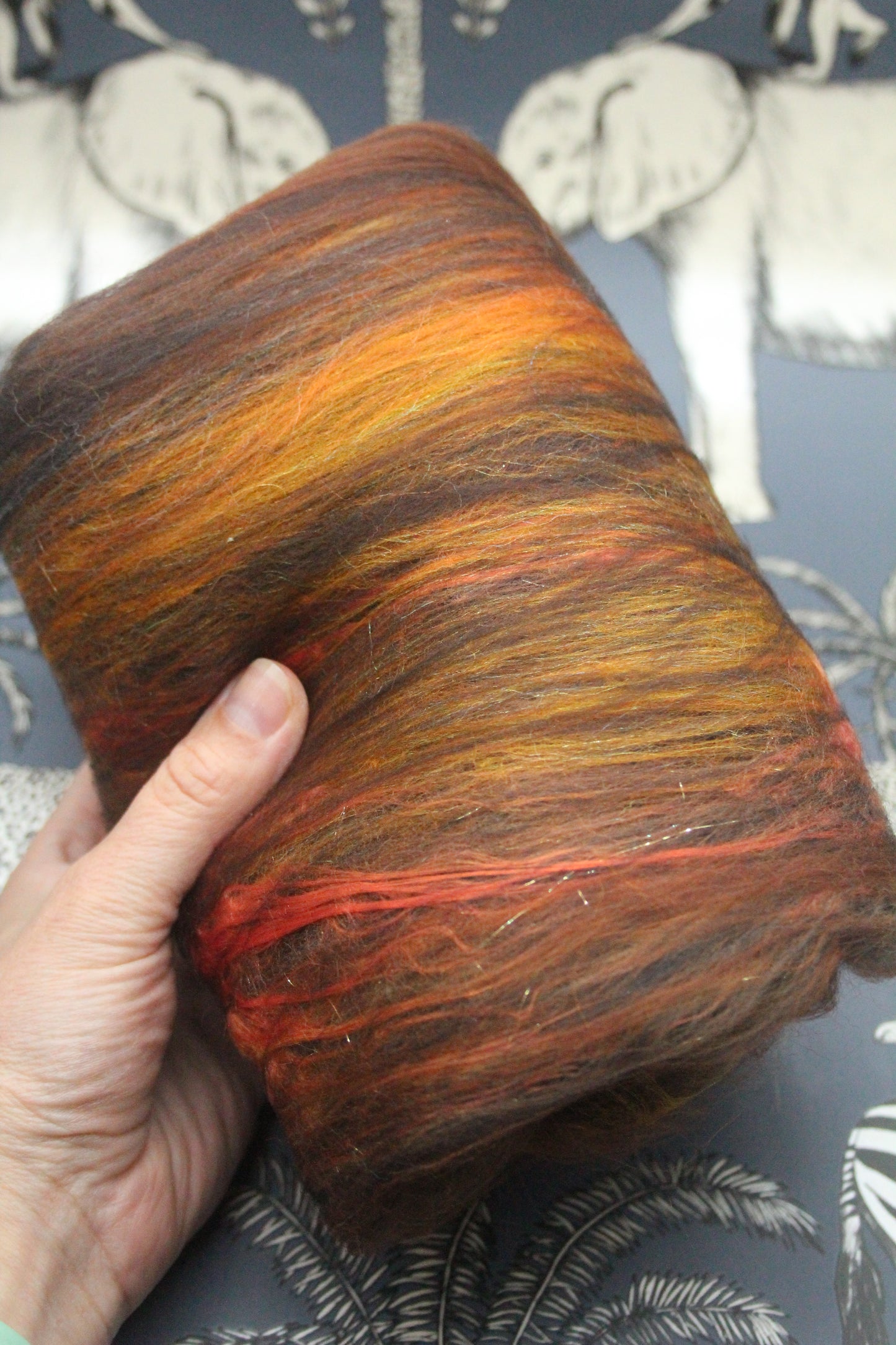 Merino Art Batt  - Black Brown  - 63 grams 2.2 oz - Wool for felting, spinning and weaving