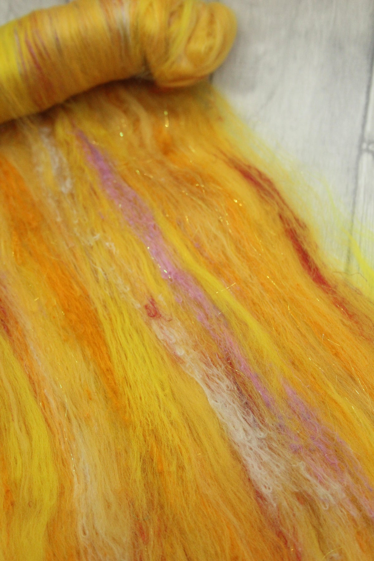 Merino Art Batt - Yellow - 35 grams 1.2 oz - Wool for felting, spinning and weaving