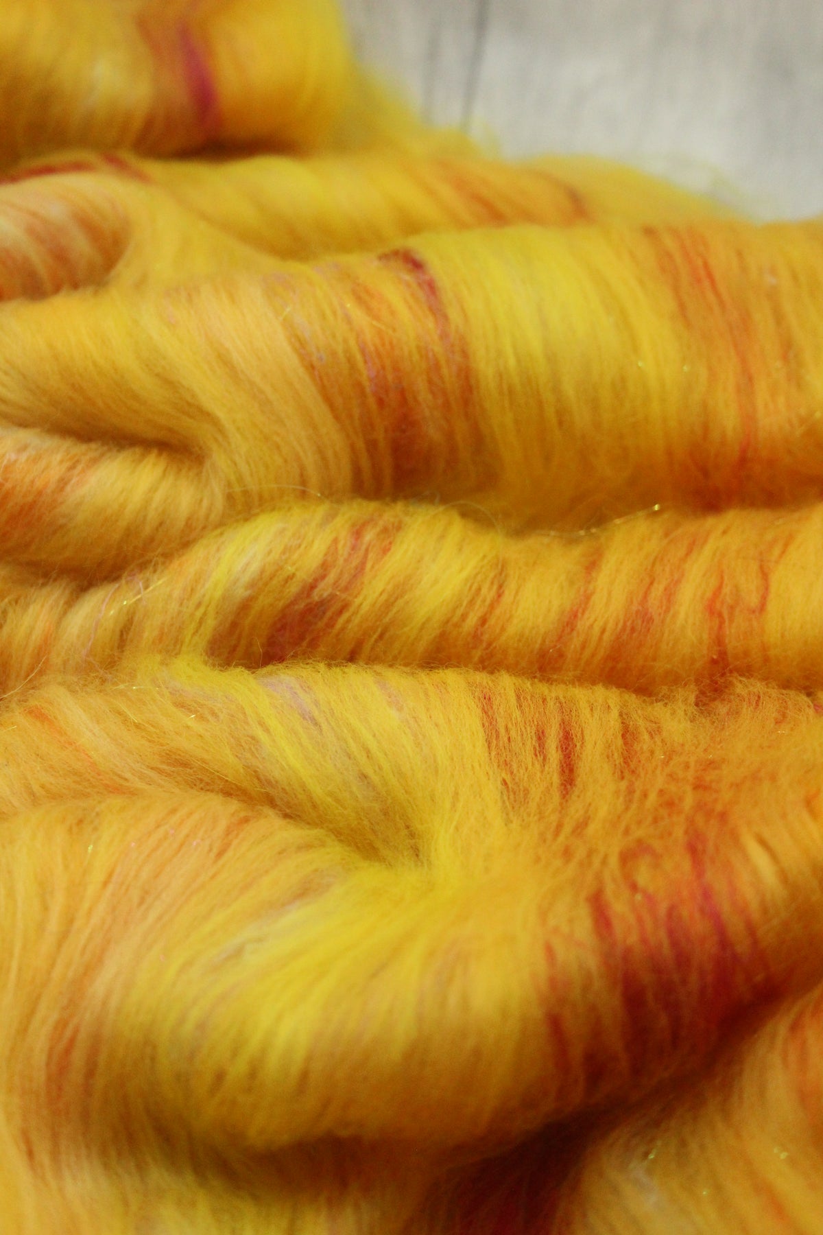Merino Art Batt - Yellow - 35 grams 1.2 oz - Wool for felting, spinning and weaving