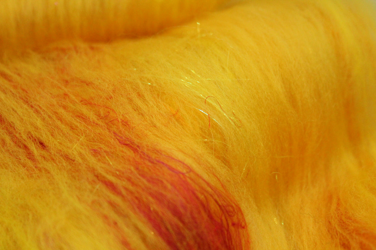 Merino Art Batt - Yellow - 35 grams 1.2 oz - Wool for felting, spinning and weaving